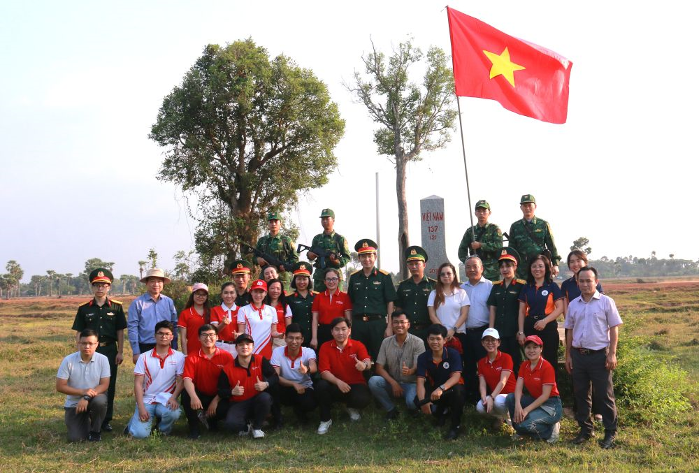 Chương trình “Tháng Ba biên giới” đến với phụ nữ và trẻ em tỉnh Tây Ninh